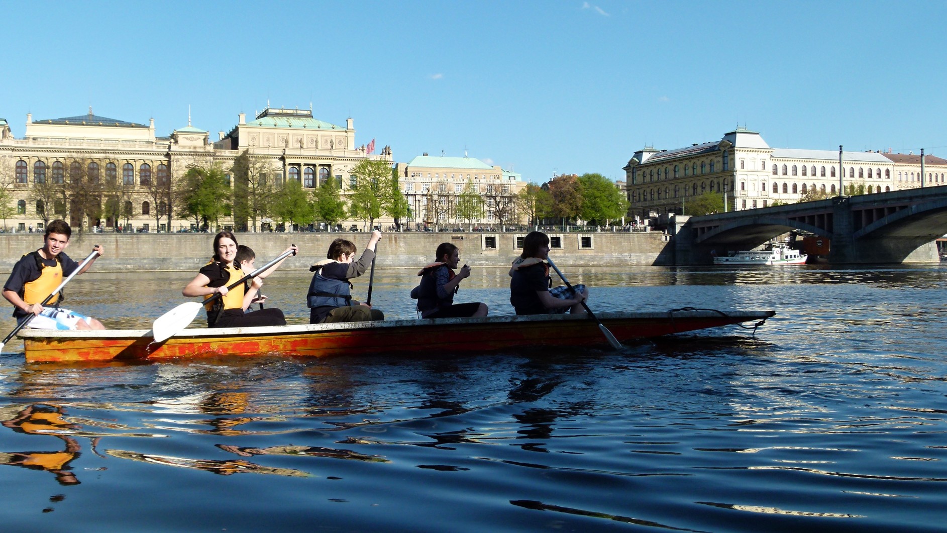 CAL 2012 duben schuzky 25.4. 37 